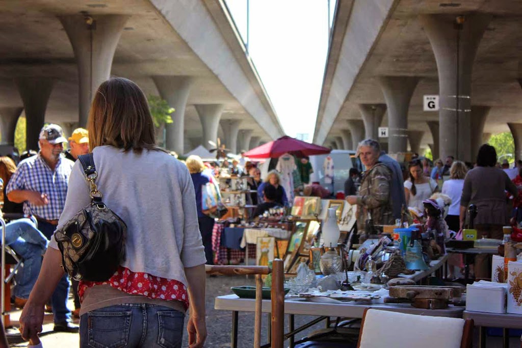 Sacramento Antique Faire | 1 Sports Pkwy, Sacramento, CA 95834, USA | Phone: (916) 600-9770