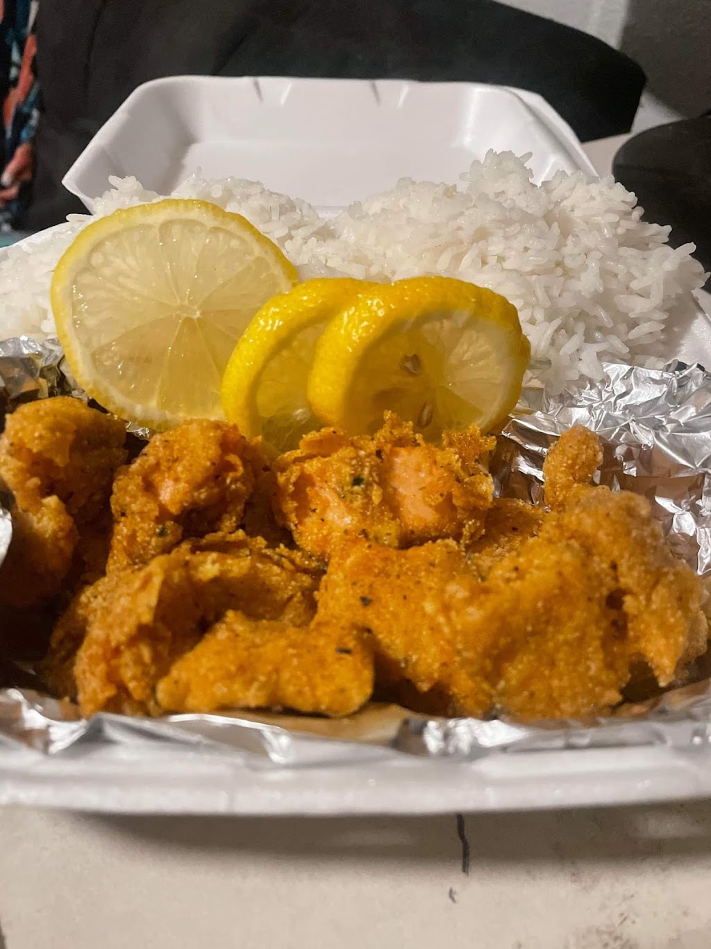 Dreamn Demon Seafood | 102 E Cheryl Dr, San Antonio, TX 78228, USA | Phone: (210) 874-8014