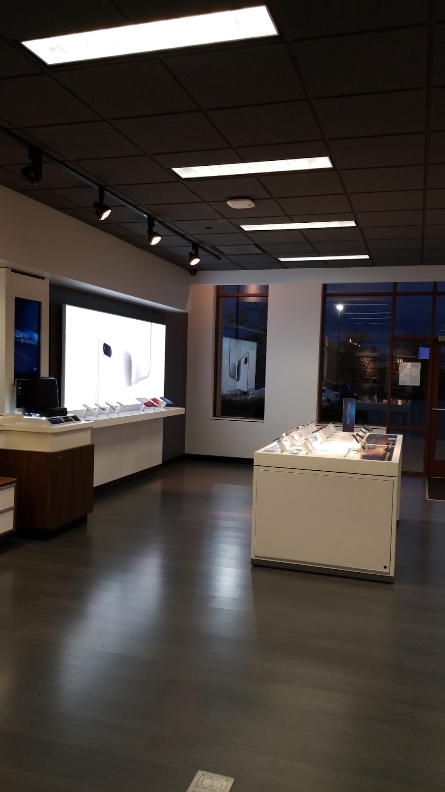 AT&T Store | 22000 Dulles Retail Plaza Suite #120, Dulles, VA 20166 | Phone: (703) 421-7560