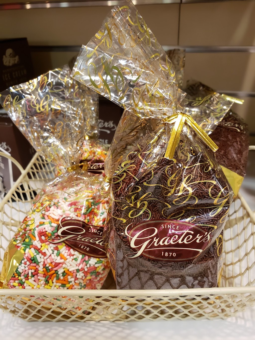 Graeters Ice Cream | 1409 N Grand Ave, Newport, KY 41071, USA | Phone: (859) 781-7770