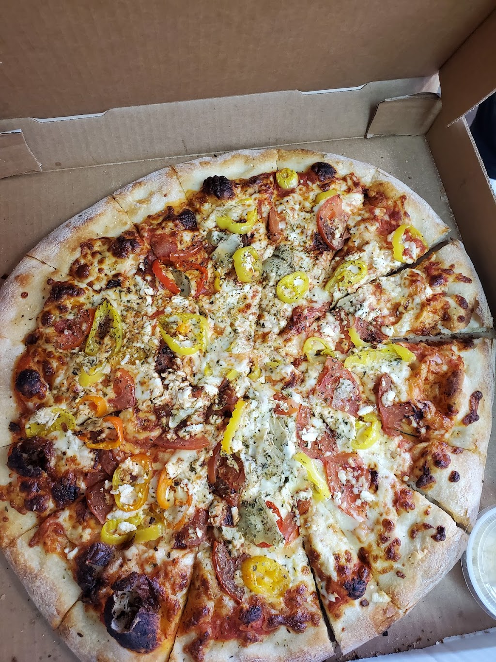 Chochis Pizza | 91 Talbot St N, Essex, ON N8M 2C3, Canada | Phone: (519) 776-9966