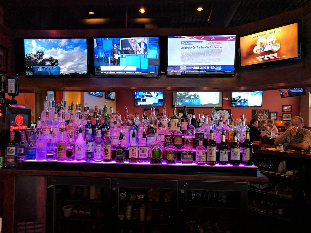 Puckers Sports Pub & Grille | 3199 Whitewood St NW, North Canton, OH 44720, USA | Phone: (330) 526-8013