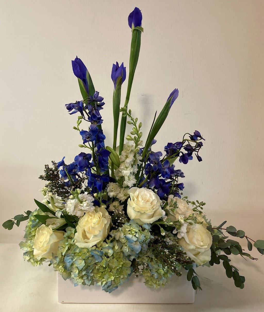 Doug Ruling Flower Shop | 599 N Norcross Tucker Rd, Norcross, GA 30071, USA | Phone: (770) 448-3733