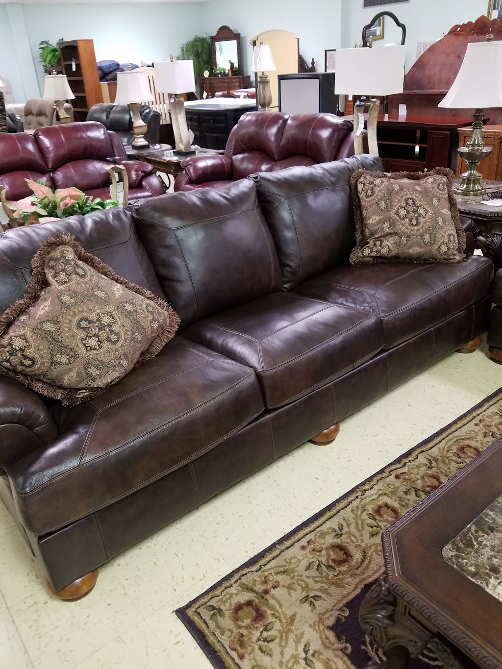 Mollere Furniture Inc | 2812 W Airline Hwy, Laplace, LA 70068 | Phone: (985) 536-2725