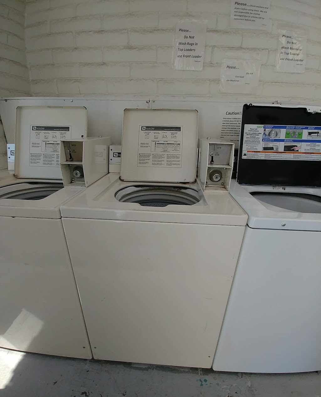 Happy Suds Laundromat | 495b S Ave A, San Manuel, AZ 85631, USA | Phone: (520) 250-0198