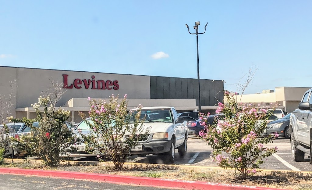 Levines | 2550 W Red Bird Ln #100, Dallas, TX 75237 | Phone: (214) 330-8186