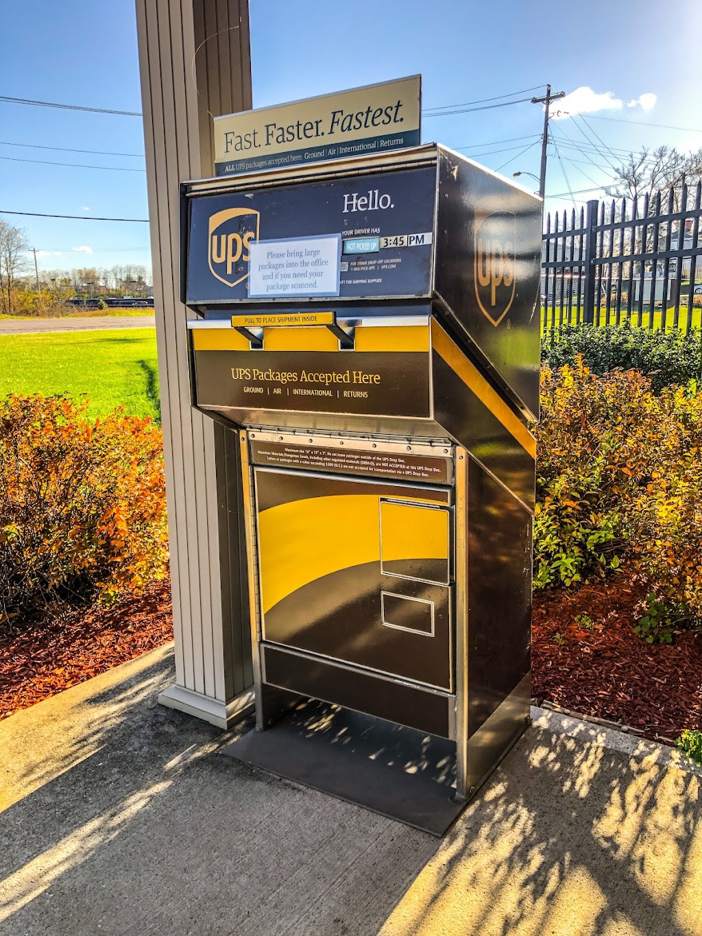 UPS On Site (full service) | 15005 Business Blvd, Dry Ridge, KY 41035, USA | Phone: (859) 823-2600