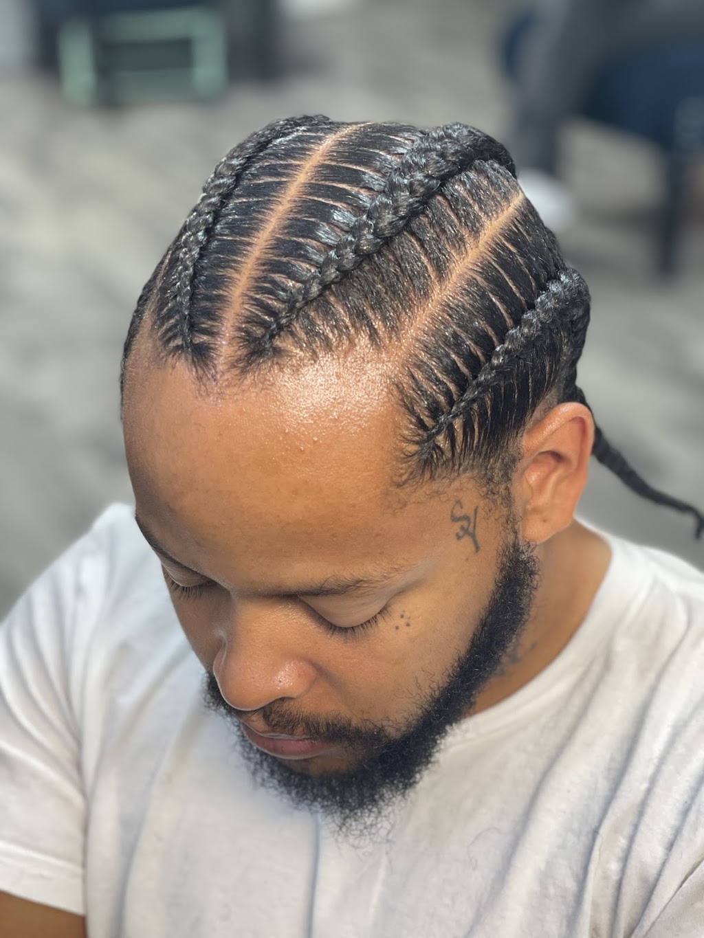 K2 Braids studio | 14023 Crenshaw Blvd #1, Hawthorne, CA 90250, USA | Phone: (818) 527-2116