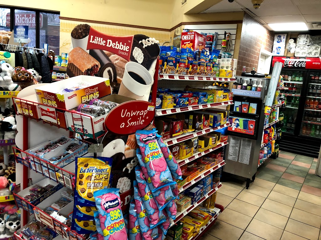 Ríchdale Convenience | 46 W Wyoming Ave, Melrose, MA 02176, USA | Phone: (781) 979-0928