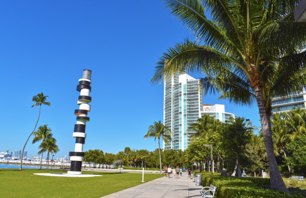 Uferpark South Pointe | 1 Washington Ave, Miami Beach, FL 33139, USA | Phone: (305) 673-7730