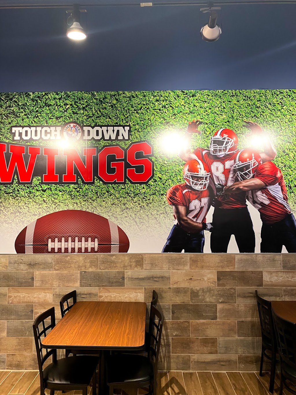 Touchdown Wings | 8030 Senoia Rd # 700, Fairburn, GA 30213, USA | Phone: (678) 846-5178