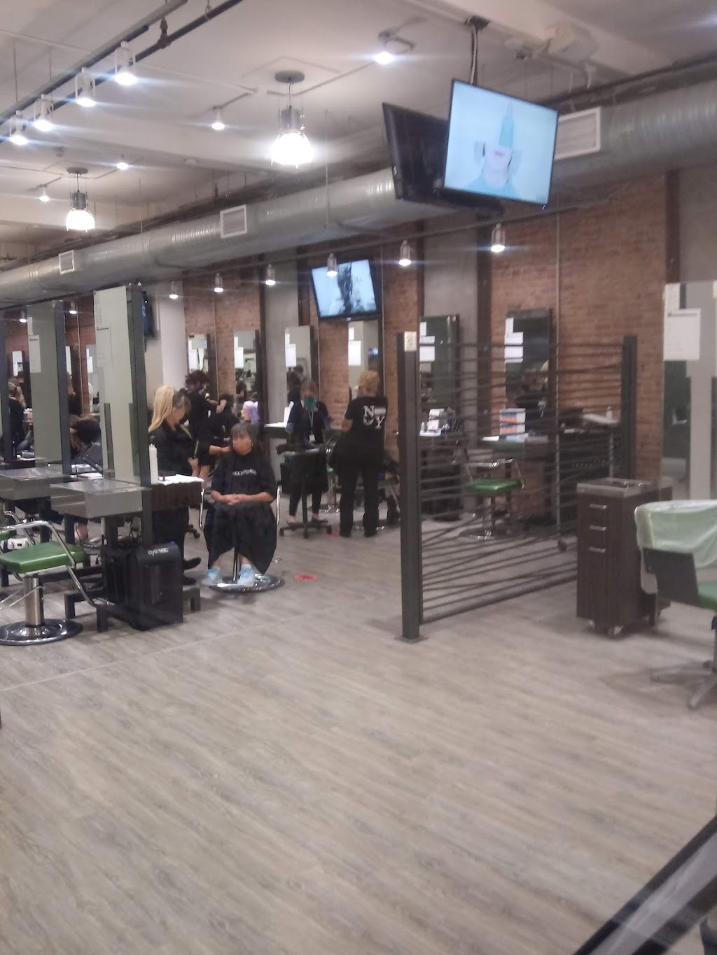 Paul Mitchell The School Schenectady | 411 State St, Schenectady, NY 12305, USA | Phone: (518) 370-4590