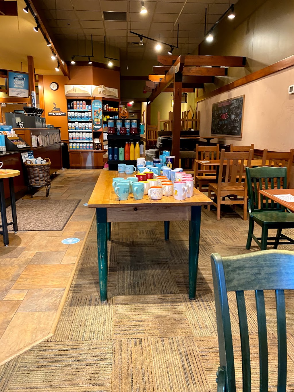 Caribou Coffee | 1004 Gateway Dr, Chaska, MN 55318, USA | Phone: (952) 361-0035