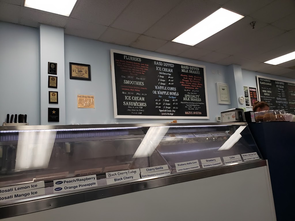 Tofts Ice Cream Parlor | 4016 E Harbor Rd, Port Clinton, OH 43452, USA | Phone: (419) 732-8857