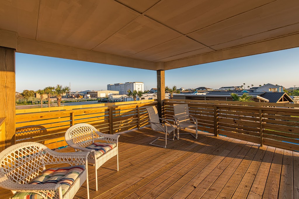 Aloha Beach RV Resort | 245 Pleasant Valley, Port Aransas, TX 78373, USA | Phone: (361) 416-0441