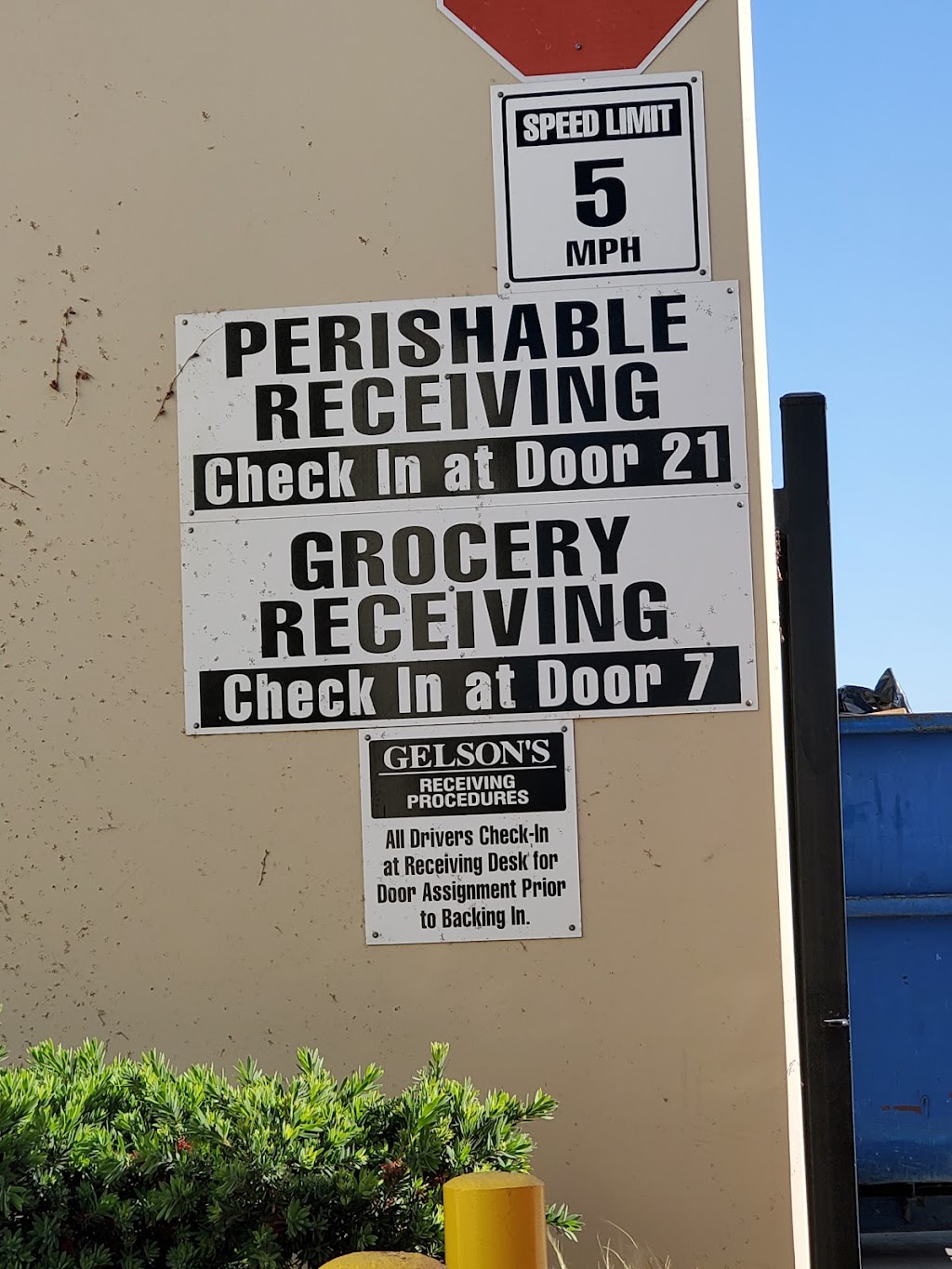 Gelson Distribution | 13833 Freeway Dr, Santa Fe Springs, CA 90670 | Phone: (310) 638-2842