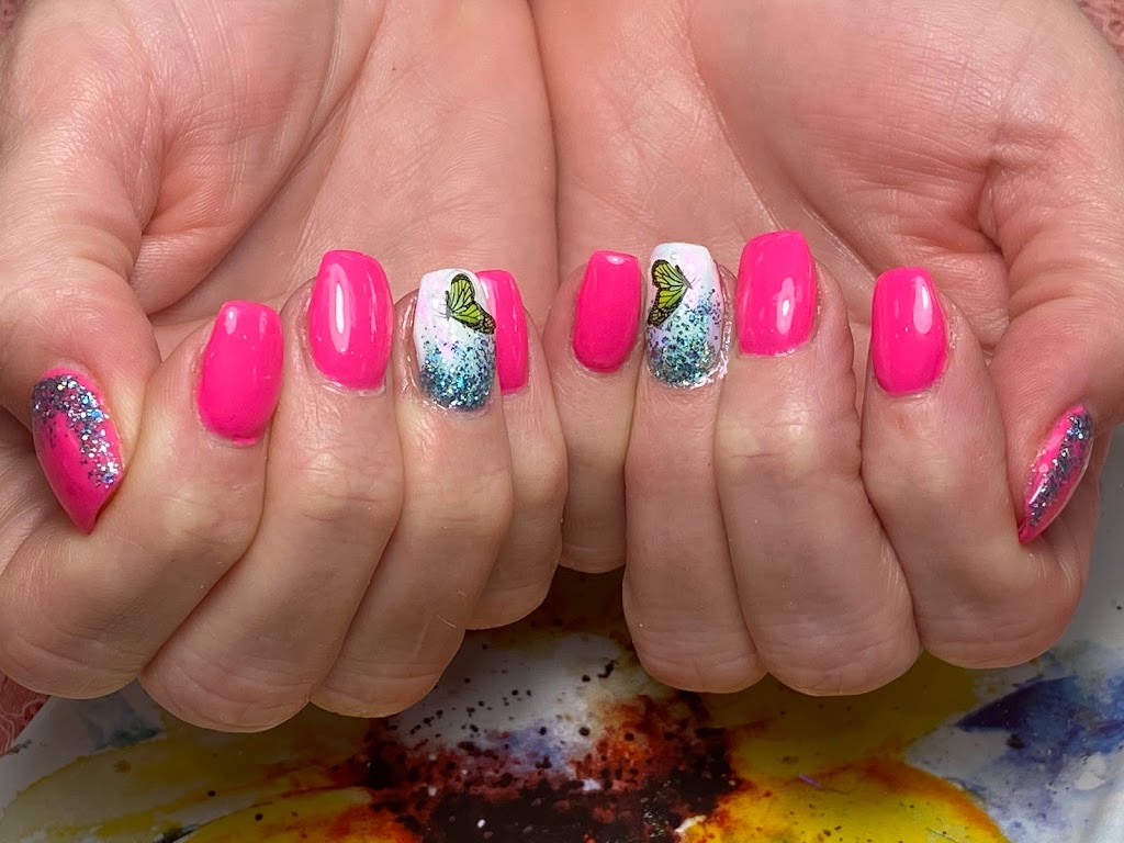 VV Nails (by Verizon and Blazing Onions) | 2809 Bickford Ave g, Snohomish, WA 98290, USA | Phone: (425) 322-5903