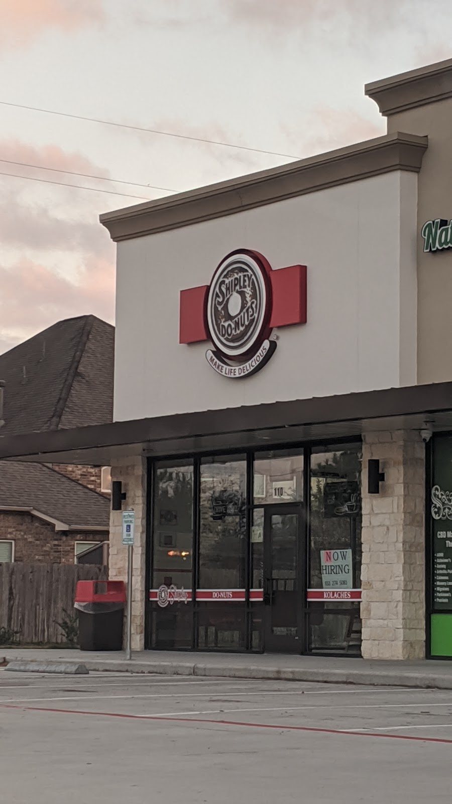 Shipley Do-Nuts | 12568 Broadway St #110, Pearland, TX 77584 | Phone: (281) 741-0270