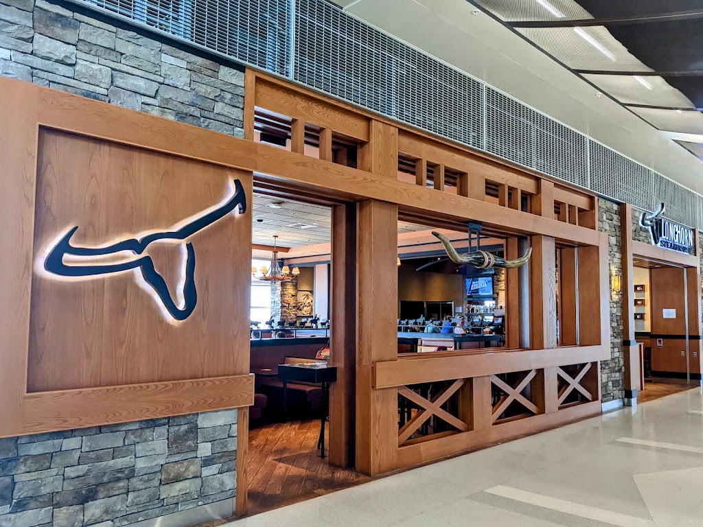 Longhorn Steakhouse | McNamara Terminal, near Gate A66, Detroit Metropolitan Wayne County Airport, Worldgateway Pl, Detroit, MI 48242, USA | Phone: (734) 921-1190