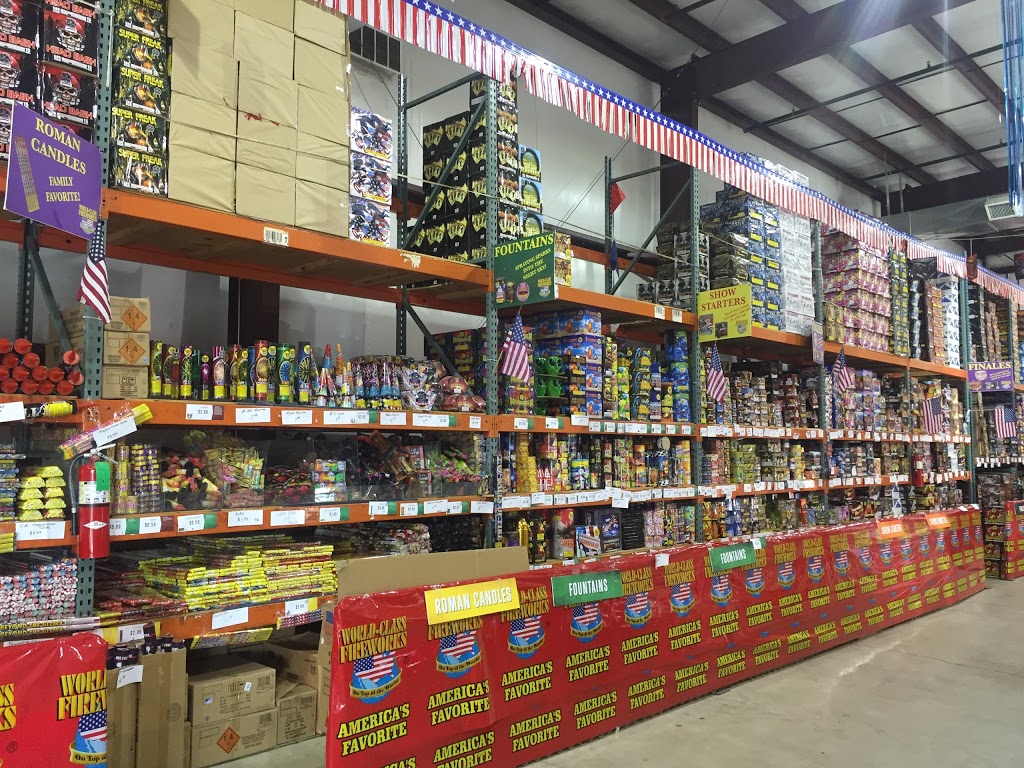 Jakes Fireworks | 17824 S Sooner Rd, Norman, OK 73071, USA | Phone: (405) 839-6897