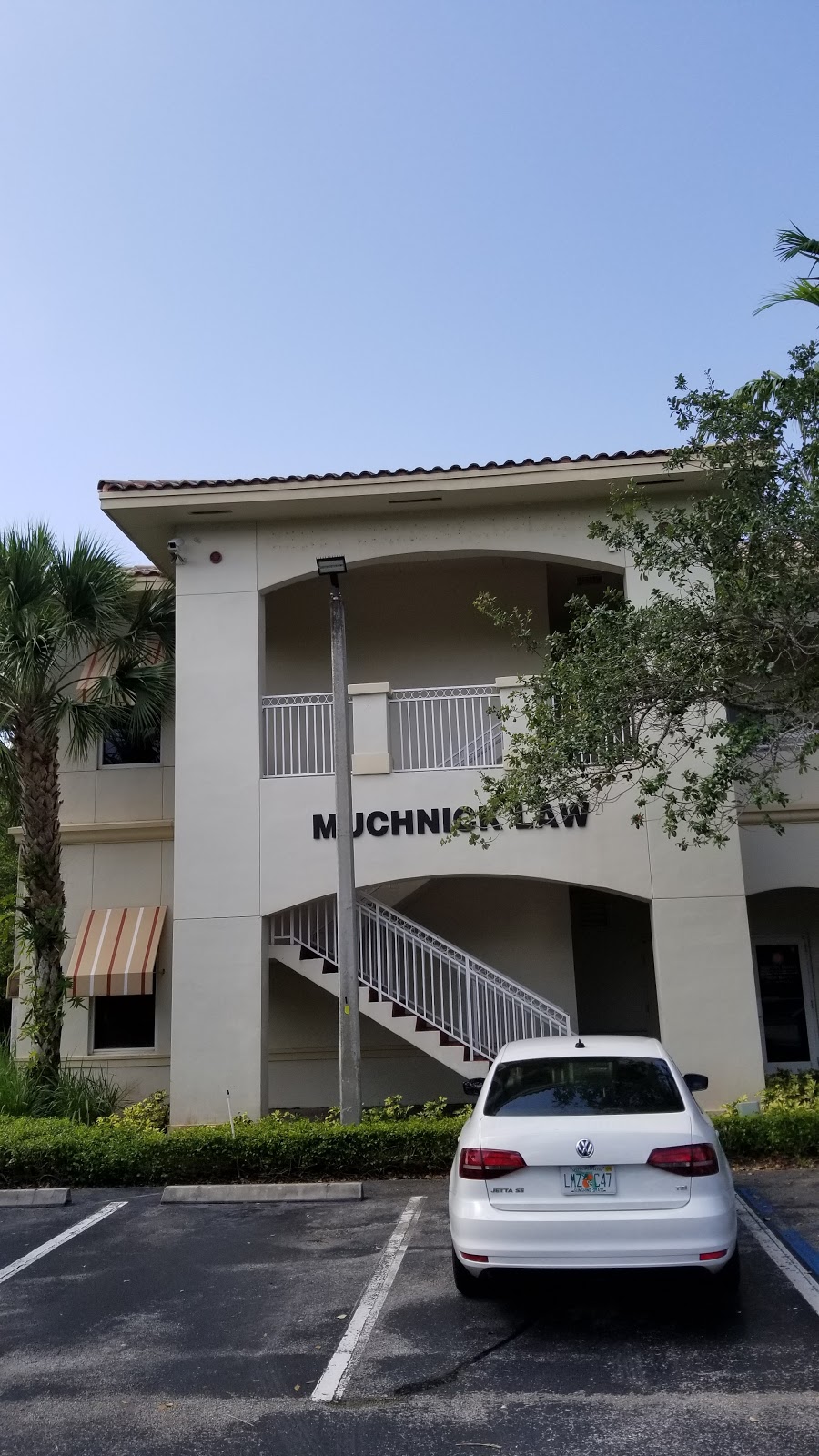 Michael E. Muchnick Law Firm | 2883 Executive Park Dr Suite 101, Weston, FL 33331, USA | Phone: (954) 385-6363