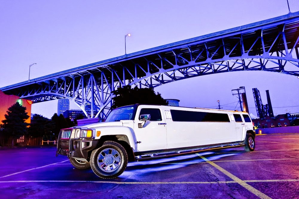 iDreamLimo | 7875 Newcomb Dr, Parma, OH 44129, USA | Phone: (216) 526-5832