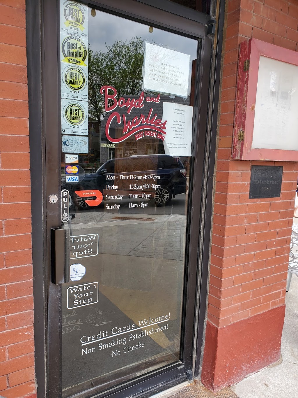 Boyd & Charlies BBQ | 2706 N Main St, Elkhorn, NE 68022 | Phone: (402) 289-4772