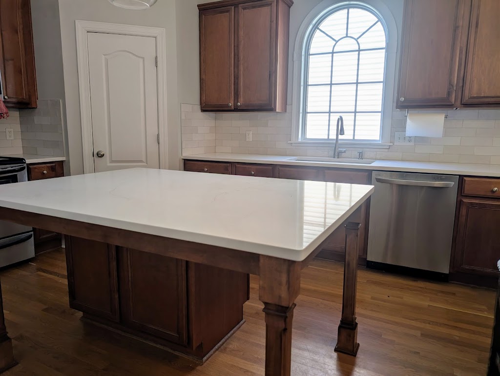 Woodmaster Custom Cabinets | 436 Park Ave, Youngsville, NC 27596, USA | Phone: (919) 554-3707