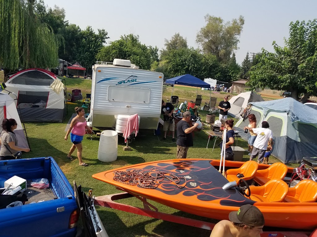 Lindys Landing RV Resort And Campground | 41920 Rd 38, Reedley, CA 93654, USA | Phone: (559) 897-2885