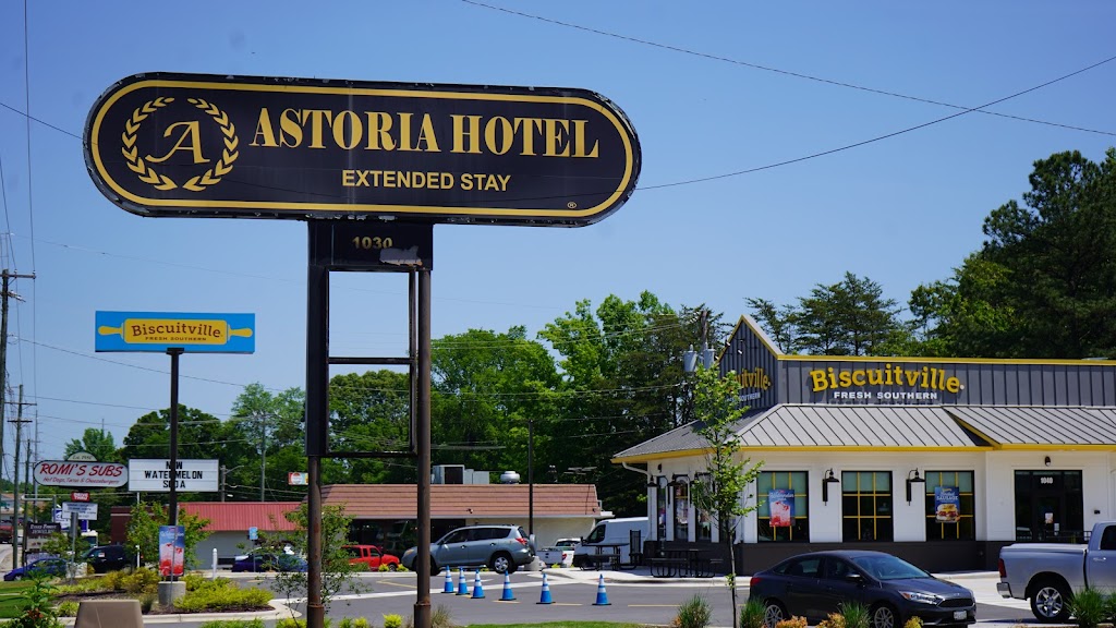 Astoria Hotel Danville North | 1030 Piney Forest Rd, Danville, VA 24540, USA | Phone: (434) 836-1700