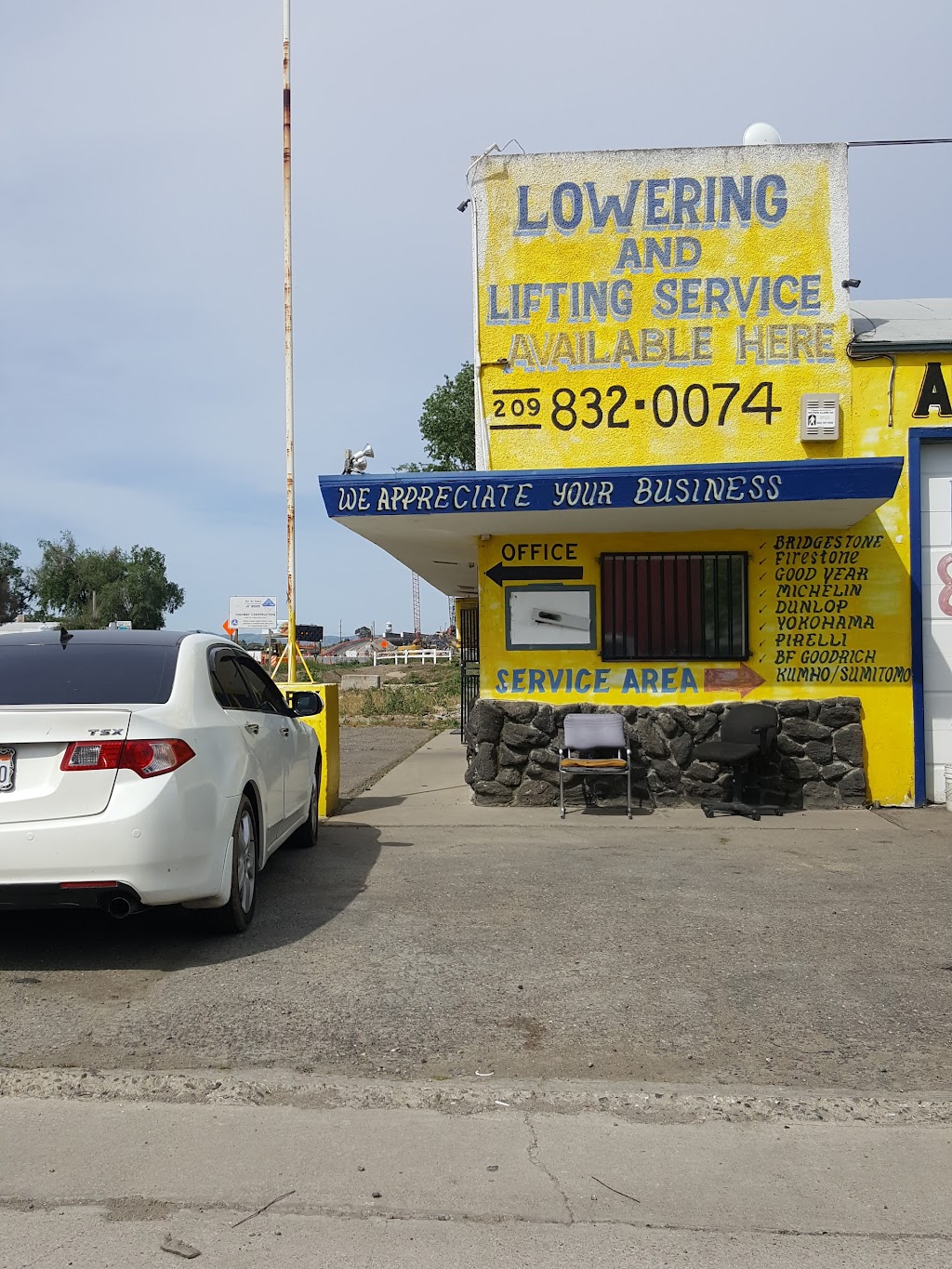 Best Deal Tire & Wheel Services | 7979 Eleventh St Cross street is, Darrigo Dr, Tracy, CA 95304, USA | Phone: (209) 832-0074