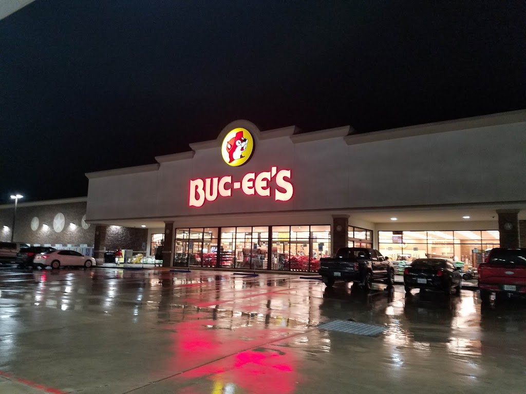 Buc-ees | 1700 State Hwy 71 East, Bastrop, TX 78602, USA | Phone: (979) 238-6390