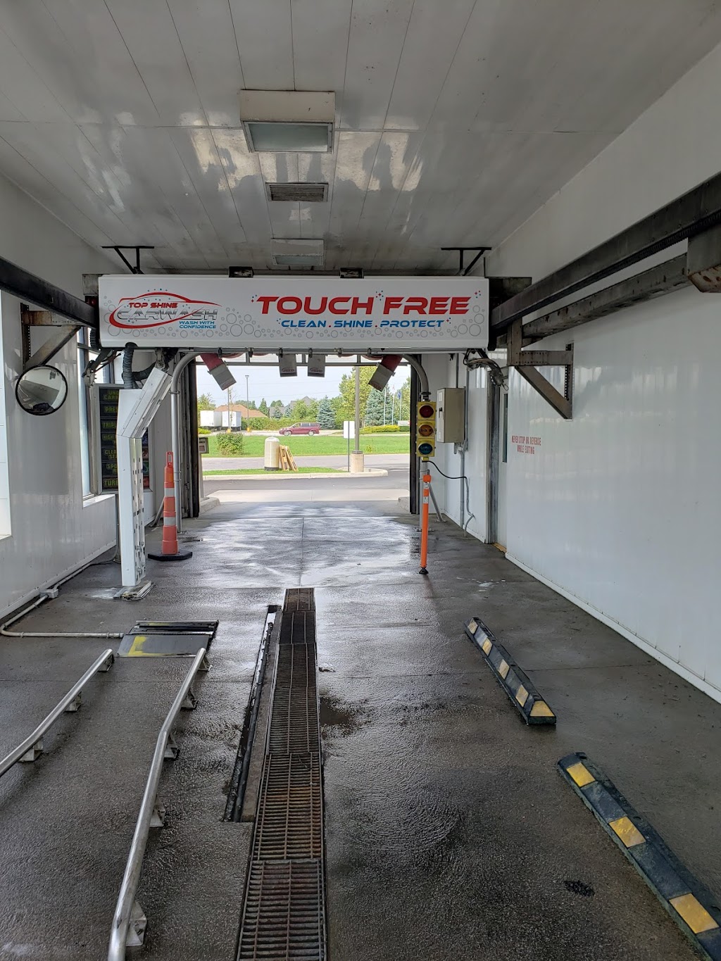 Top Shine Carwash | 187 Blanchard Park, Tecumseh, ON N8N 2L9, Canada | Phone: (519) 727-0438