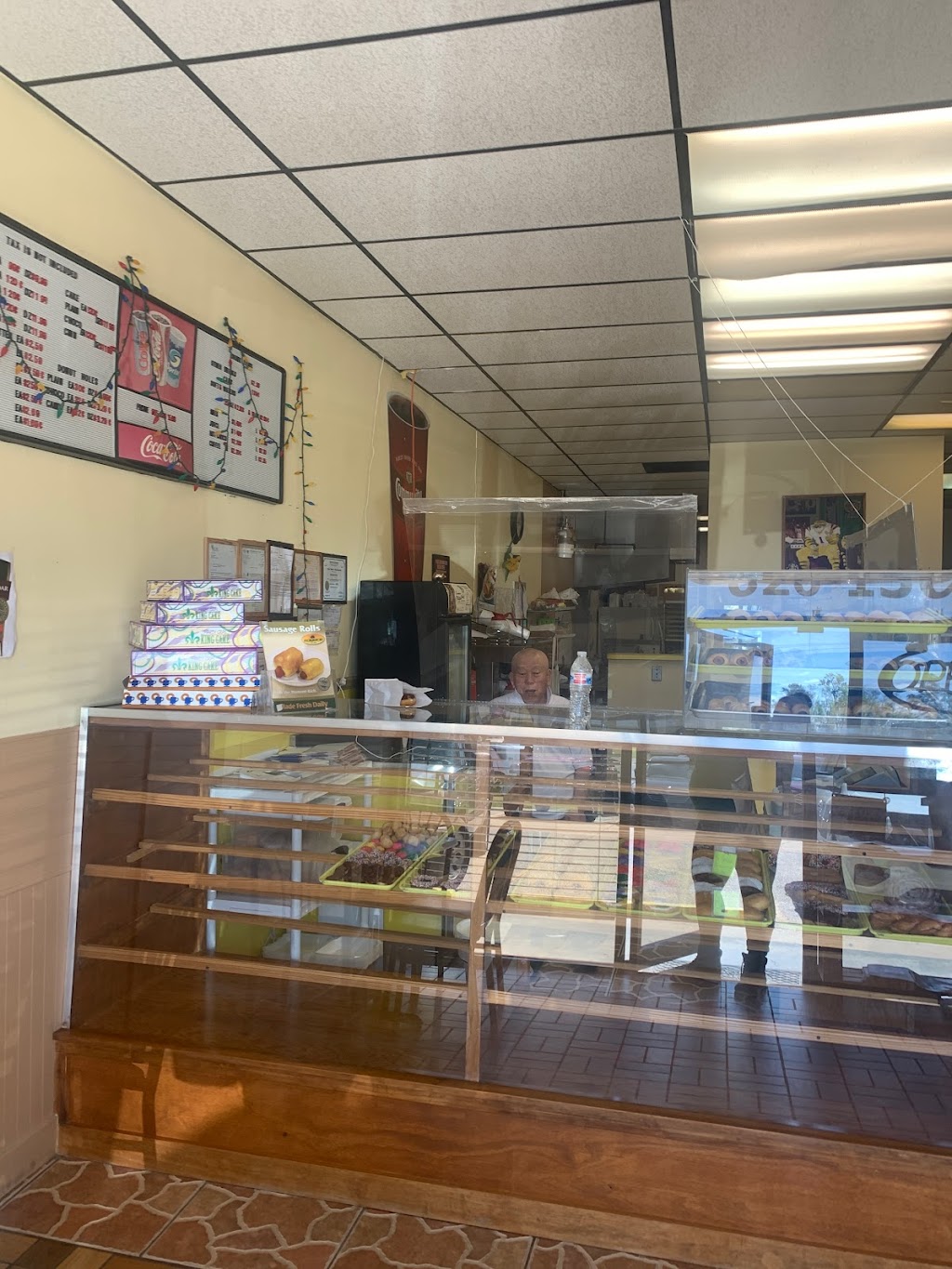 Mary Lee Donuts | 1665 U.S. Hwy 190, Mandeville, LA 70448, USA | Phone: (985) 626-1566