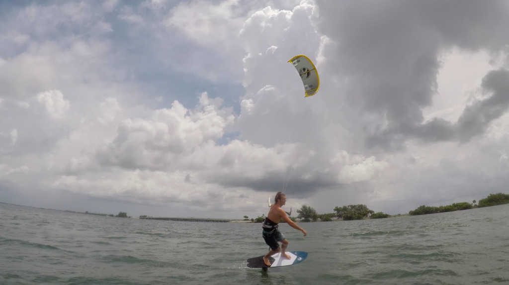 Kiteboarding Lessons St Petersburg | I-275, St. Petersburg, FL 33715, USA | Phone: (774) 249-8062