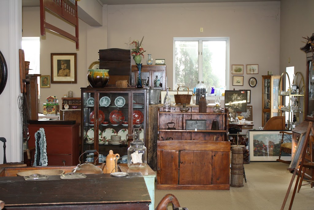 Sweet Briar Antiques | 11079 Main St, Clarence, NY 14031, USA | Phone: (716) 628-6079