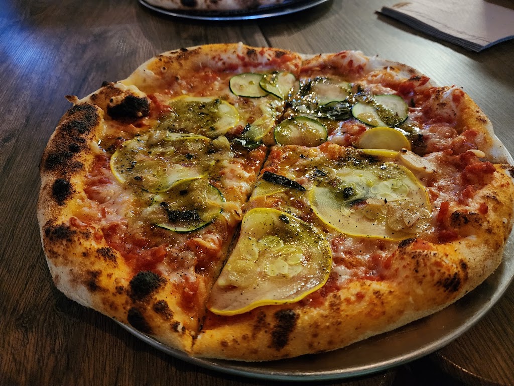 Pizzeria Magaddino | 1105 NE 13th St, Fort Lauderdale, FL 33304, USA | Phone: (954) 766-4842