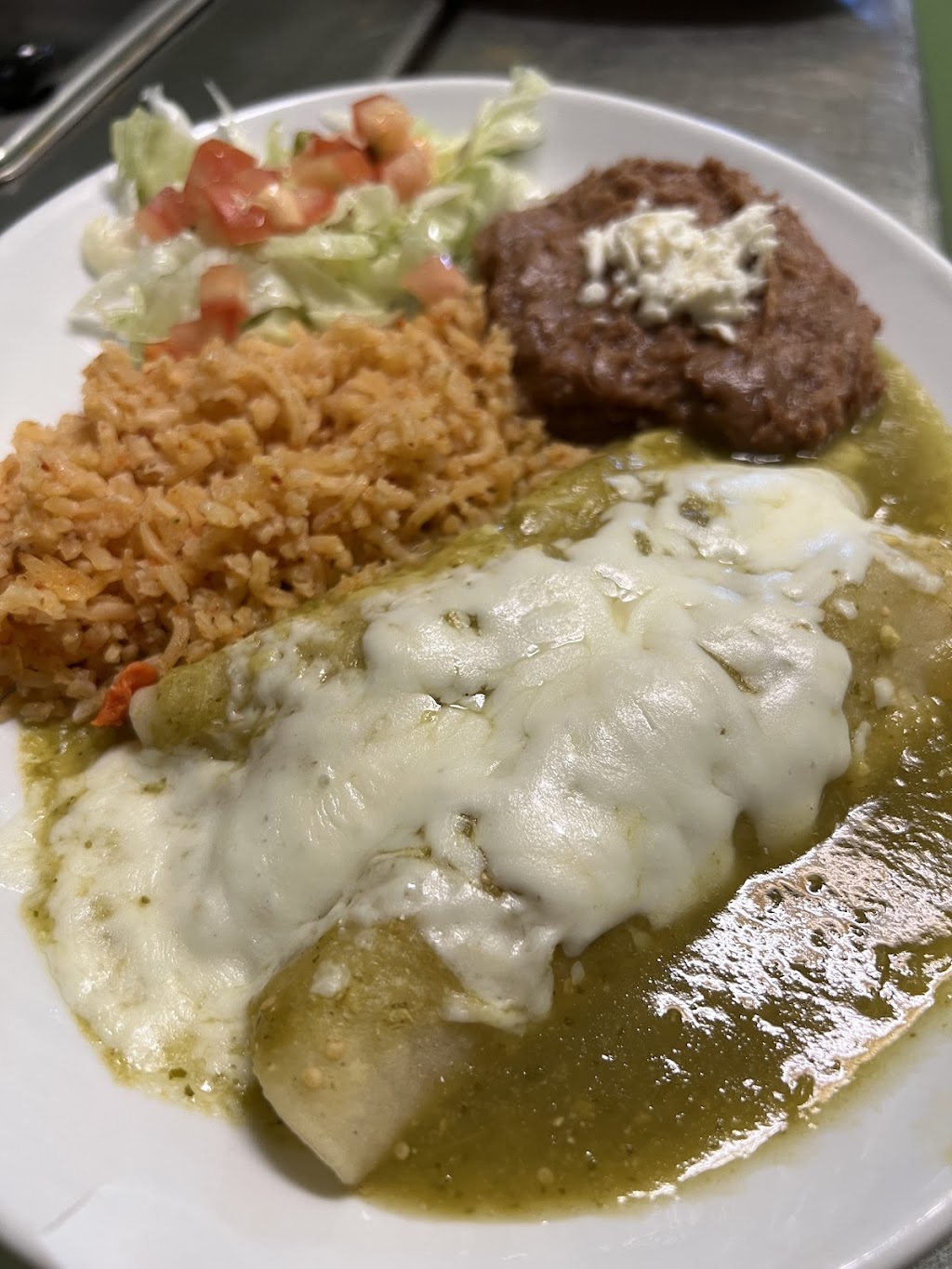 Prisilas Mexican Restaurant | 510 Enrique M. Barrera Pkwy, San Antonio, TX 78237 | Phone: (210) 701-8705