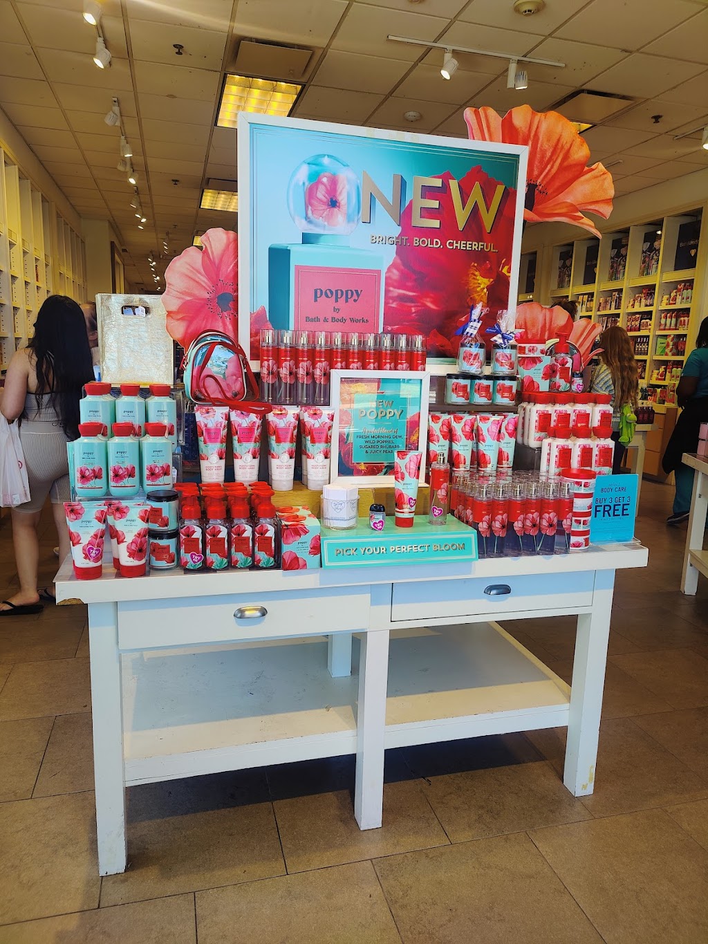 Bath & Body Works | 3360 Fairlane Dr, Allen Park, MI 48101, USA | Phone: (313) 271-0714