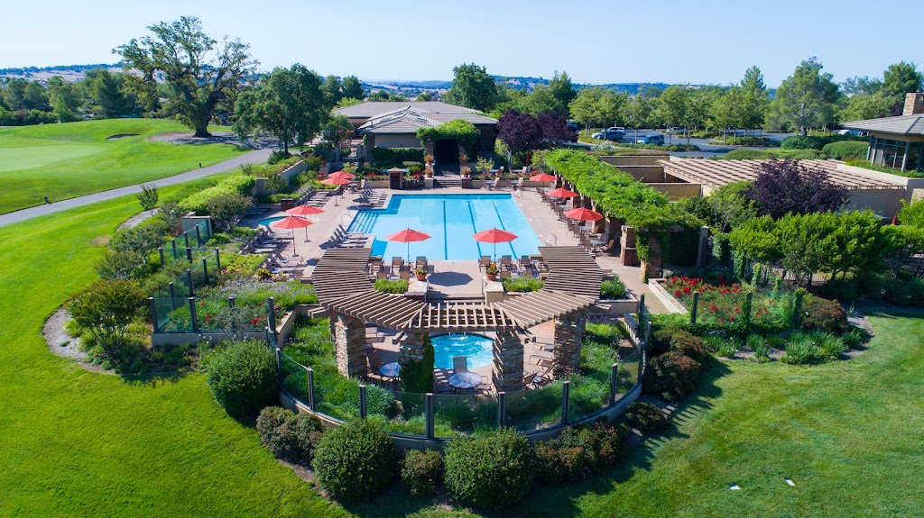 Serrano Country Club | 5005 Serrano Pkwy, El Dorado Hills, CA 95762, USA | Phone: (916) 933-5005