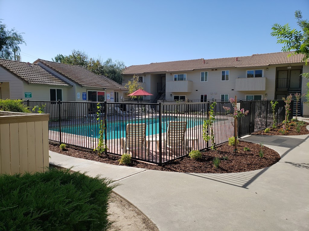 Olive-Dee Apartments | 333 N Olive St, Lemoore, CA 93245, USA | Phone: (559) 924-4564