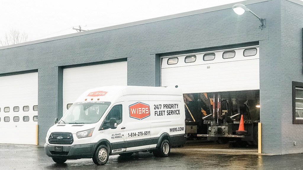 Wiers 24/7 Fleet Service & Truck Repair Milwaukee | 6131 N 84th St, Milwaukee, WI 53225, USA | Phone: (414) 358-9980