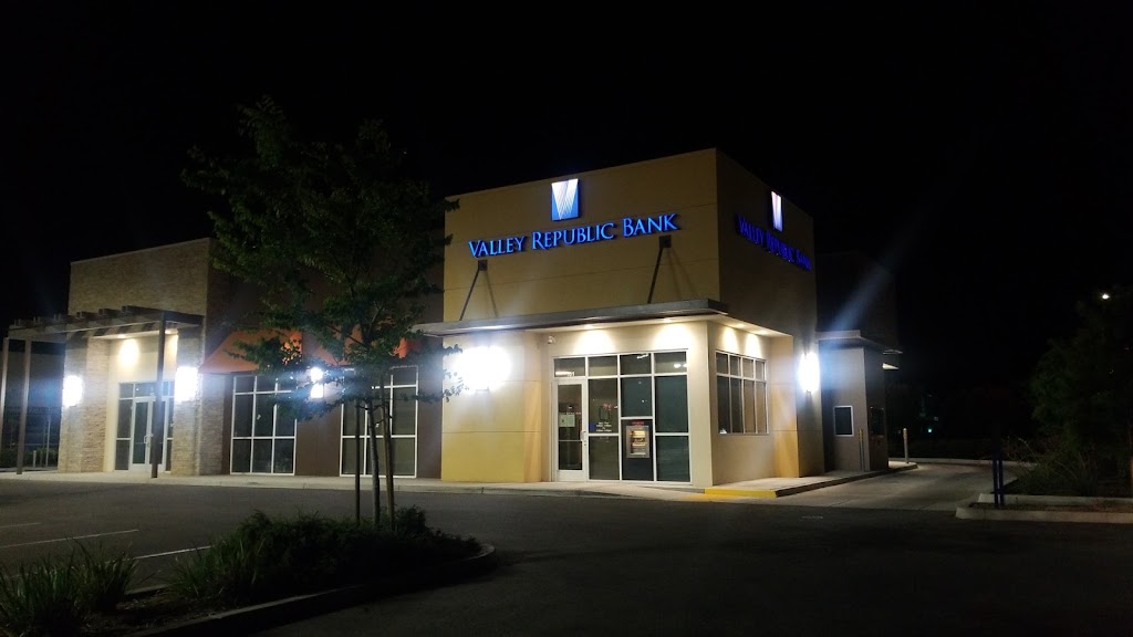 Valley Republic Bank | 500 Woollomes Ave #101, Delano, CA 93215, USA | Phone: (661) 778-1900