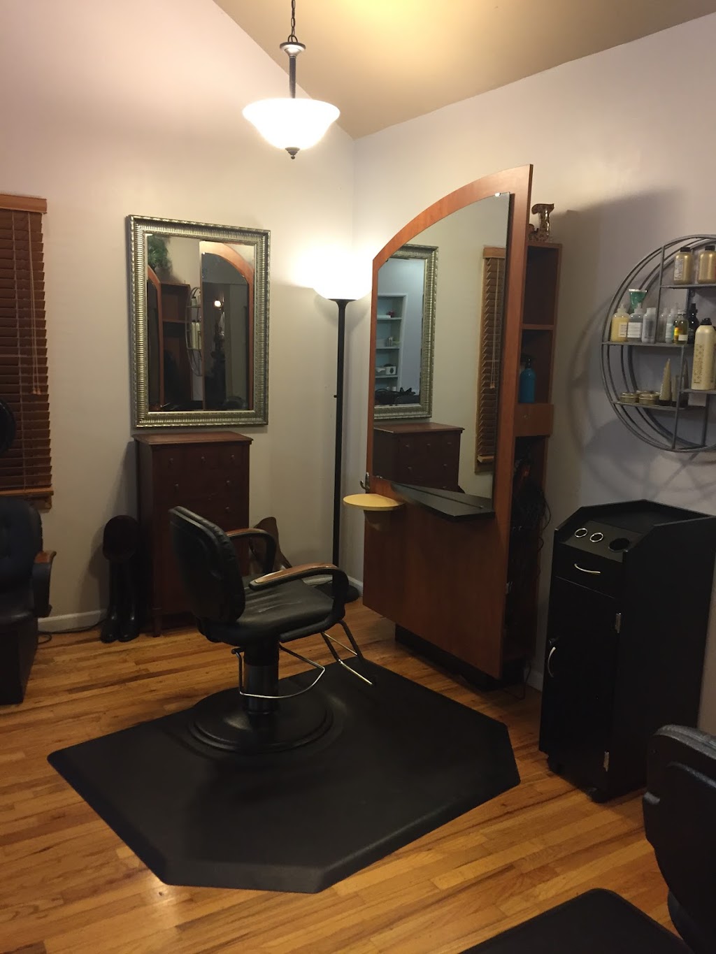 The Salon of Shawnee Hills | 9364 Dublin Rd, Shawnee Hills, OH 43065, USA | Phone: (614) 209-4949
