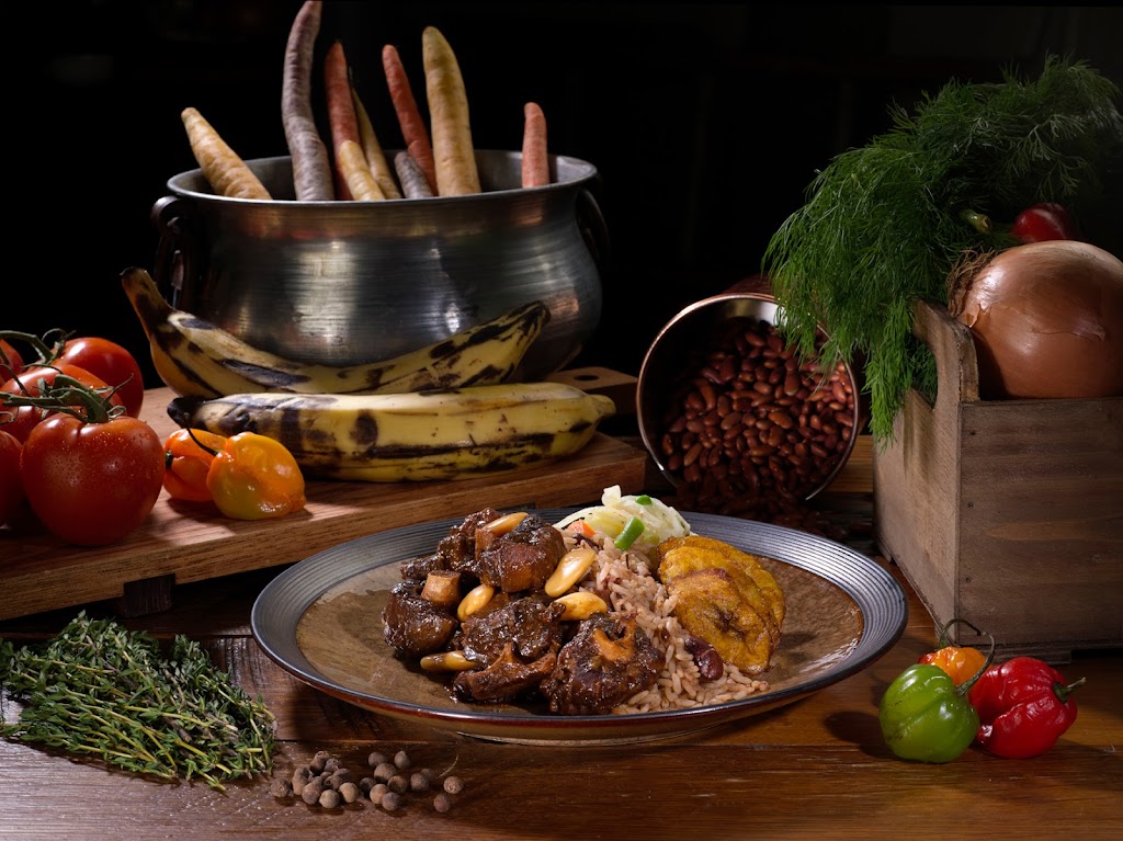 Golden Krust Caribbean Restaurant | 1020 E Hwy 50, Clermont, FL 34711, USA | Phone: (352) 708-5515