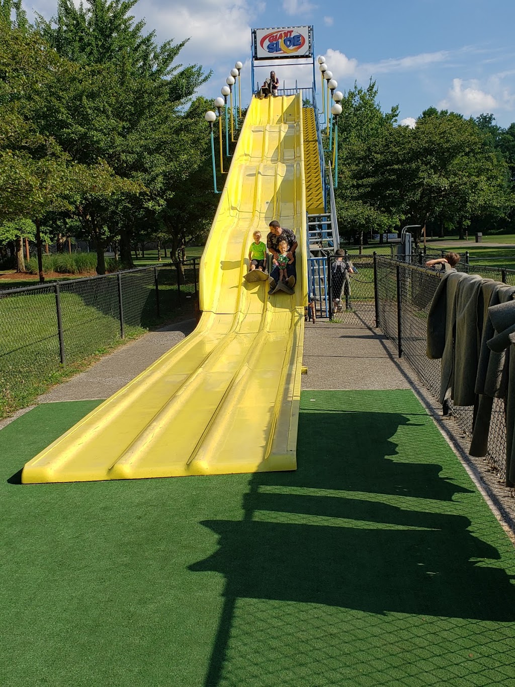 Coney Island Park | 6201 Kellogg Ave, Cincinnati, OH 45230, USA | Phone: (513) 232-8230