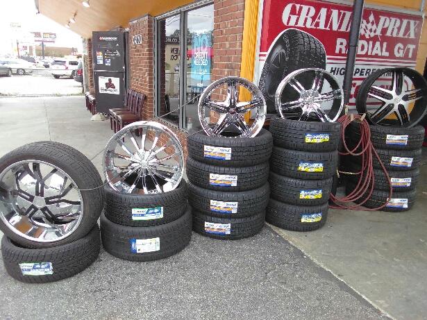 Addis Tire Outlet | 4560 W Colonial Dr, Orlando, FL 32808, USA | Phone: (407) 532-8250