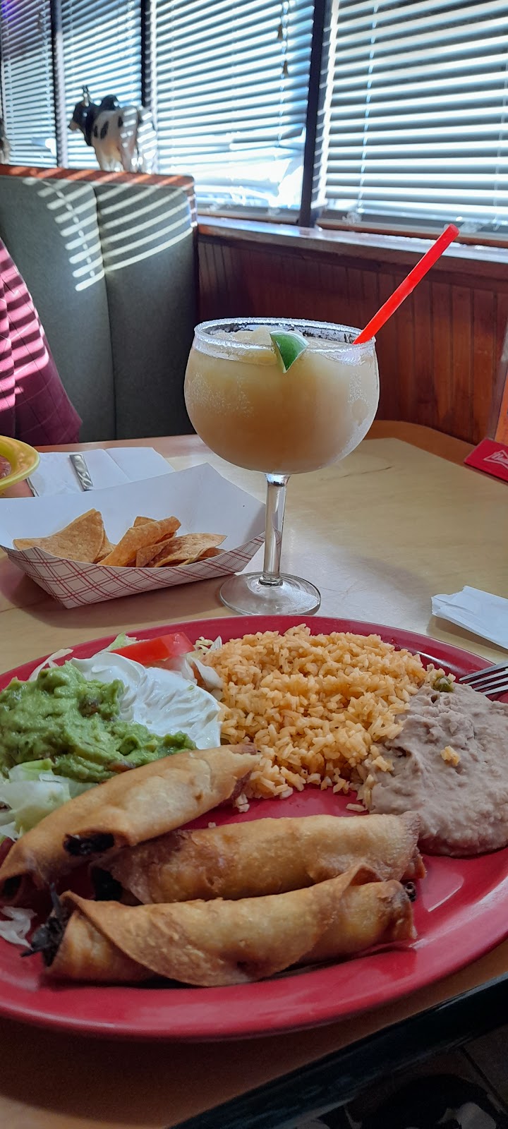 City Cafe - Mexican Restaurant & Bar | 2390 TX-361, Ingleside, TX 78362, USA | Phone: (361) 238-4579