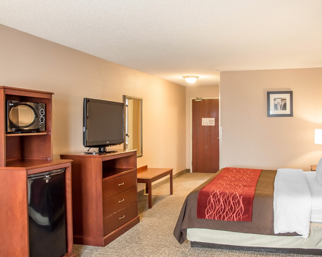 Comfort Inn & Suites | 1610 Flossie Dr, Lawrenceburg, IN 47025, USA | Phone: (812) 539-3600