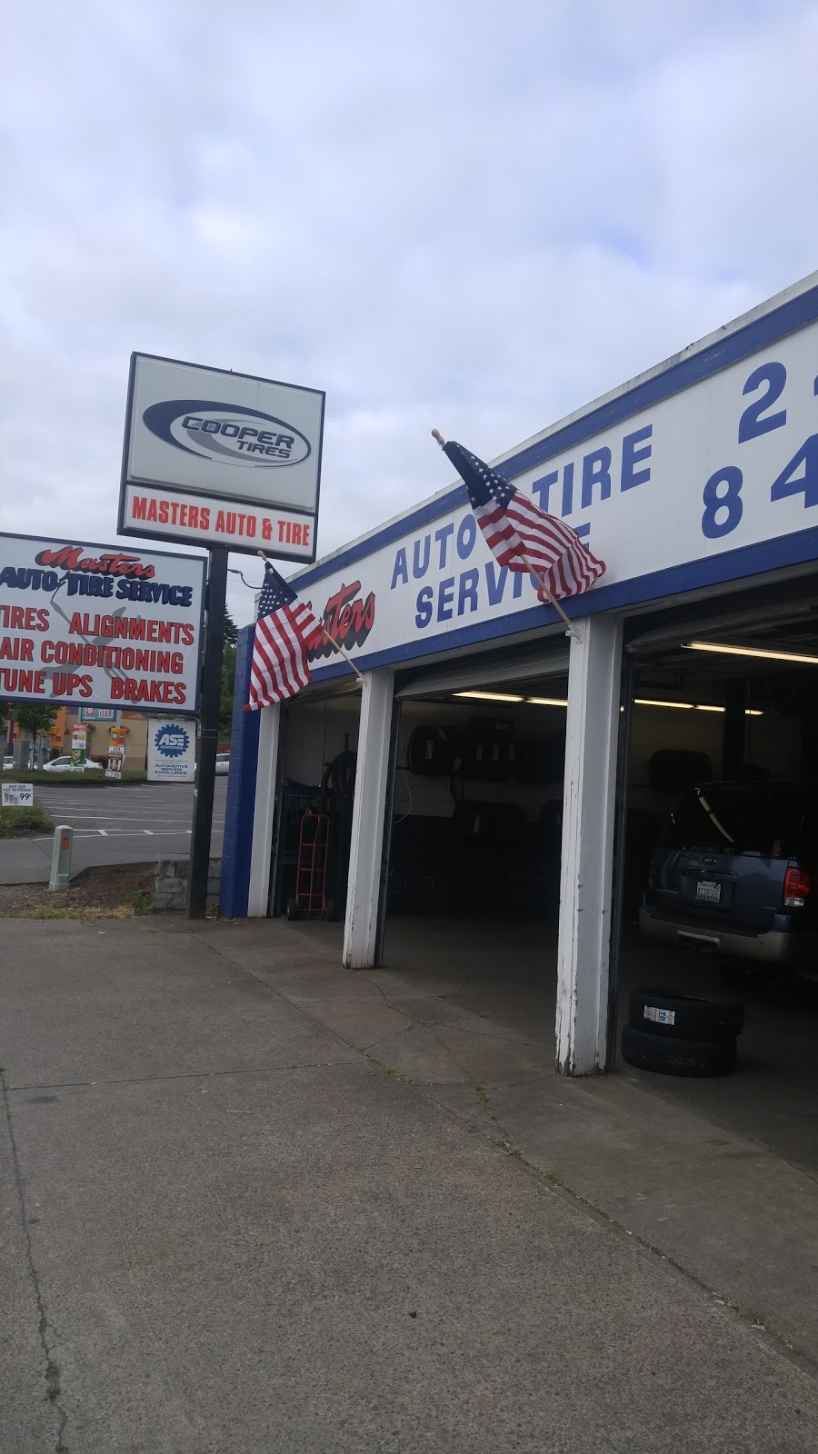 Masters Auto & Tire | 10633 16th Ave SW, Seattle, WA 98146, USA | Phone: (206) 243-8487